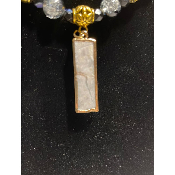 Amethyst Necklace and Earring Set. Costume Jewelry - Picture 3 of 6